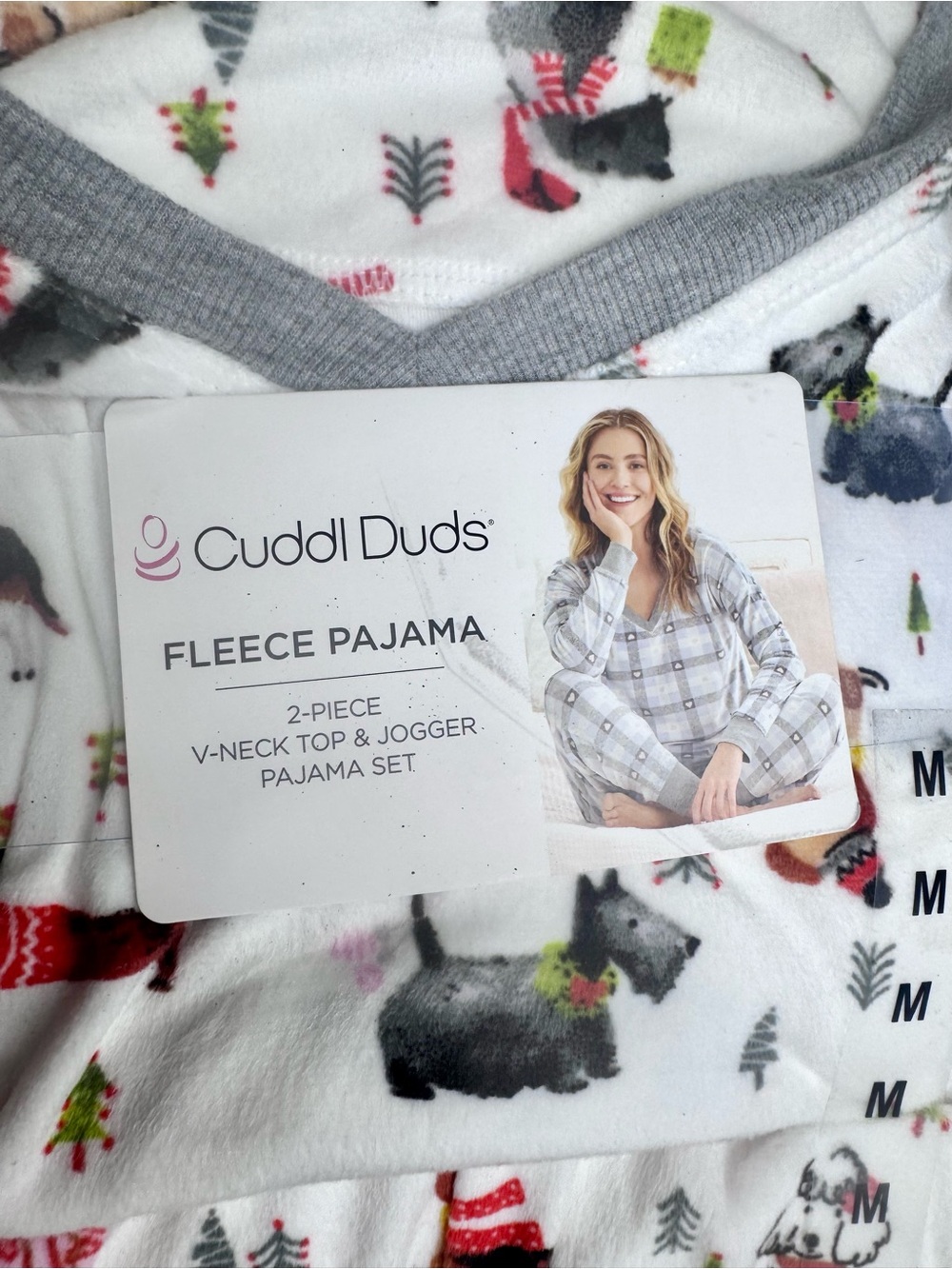 NWT Cuddl Duds Christmas Dog Print Pajamas Set - Picture 10 of 16